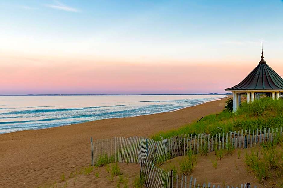 Blue - Inn on the Beach
