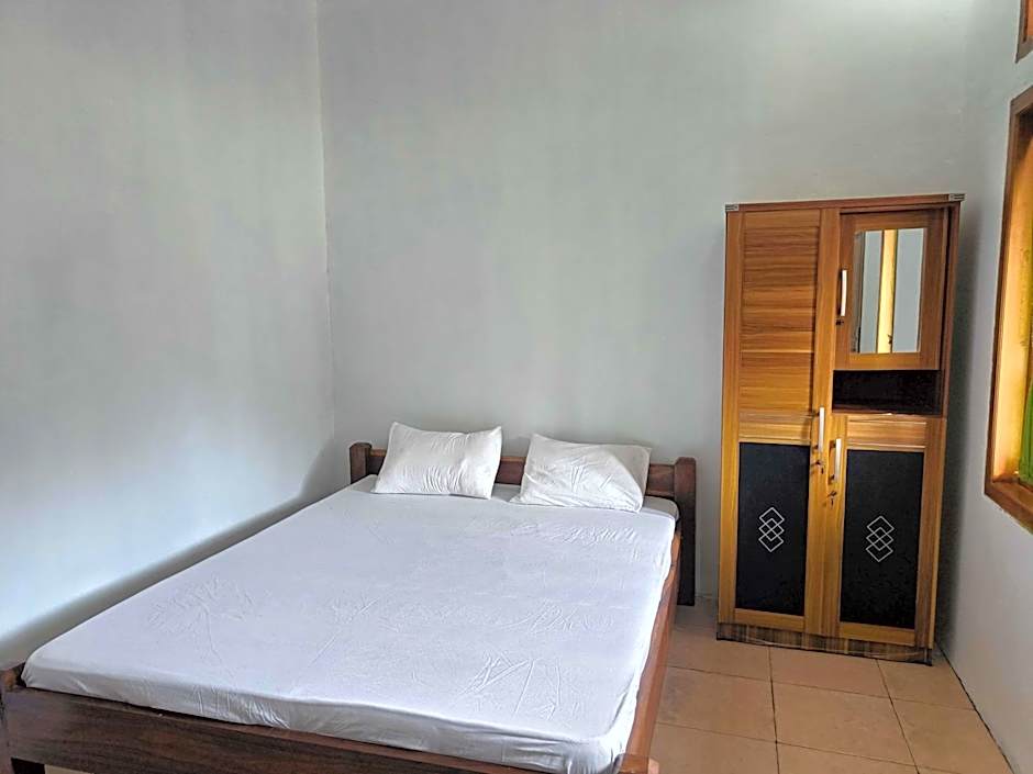 Jogo Segoro Homestay Mitra RedDoorz near Pantai Sundak Gunungkidul