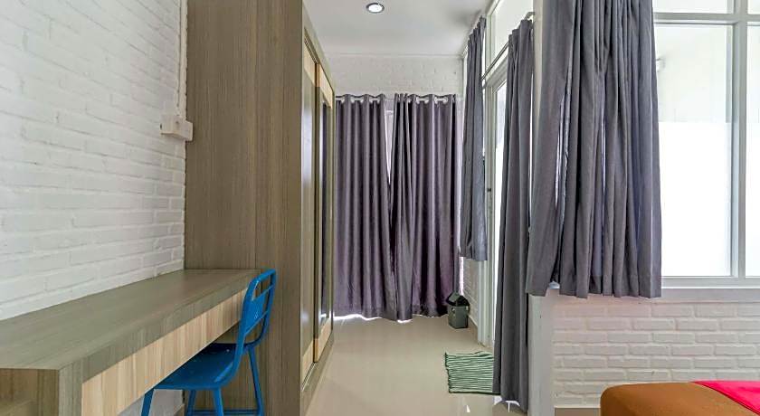 RedDoorz Plus @ Vantas Hotel Parbaba