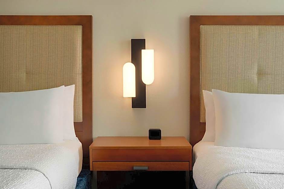 Hampton Inn By Hilton And Suites San Marcos