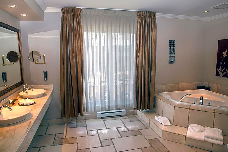 Hotel Brossard