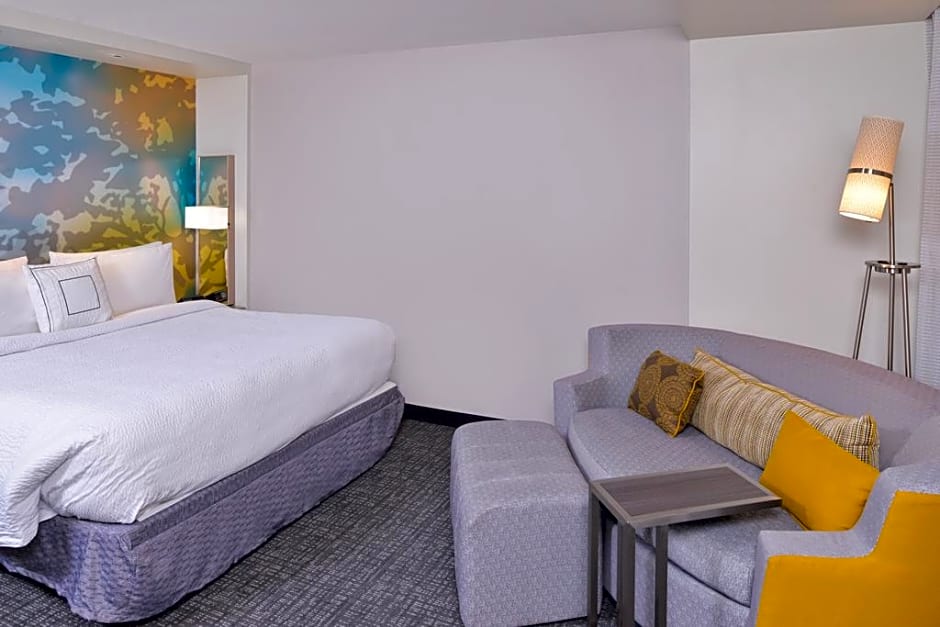 Courtyard by Marriott Columbus Grove City