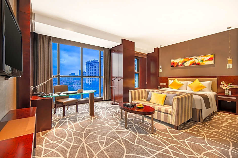 Grand Metro Park Universal Dinosaur Town Hotel