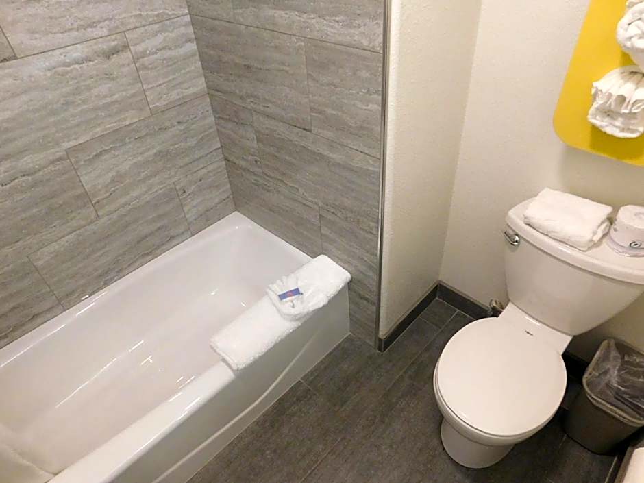 Fisherman's Cove Inn