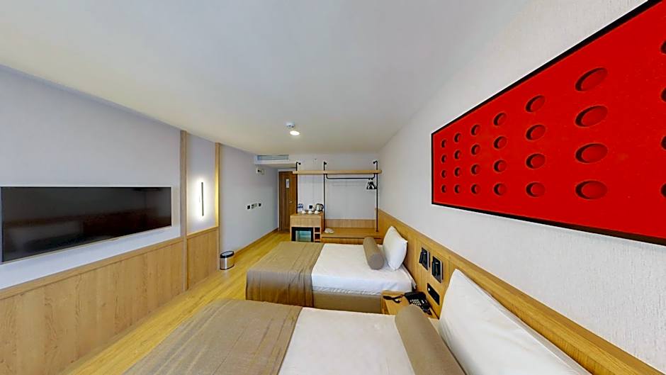 Istanbul River Hotel