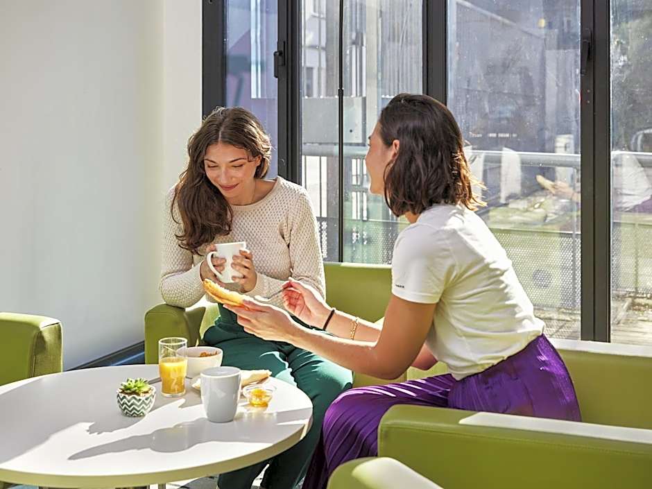 Adagio Access Paris Bastille Aparthotel