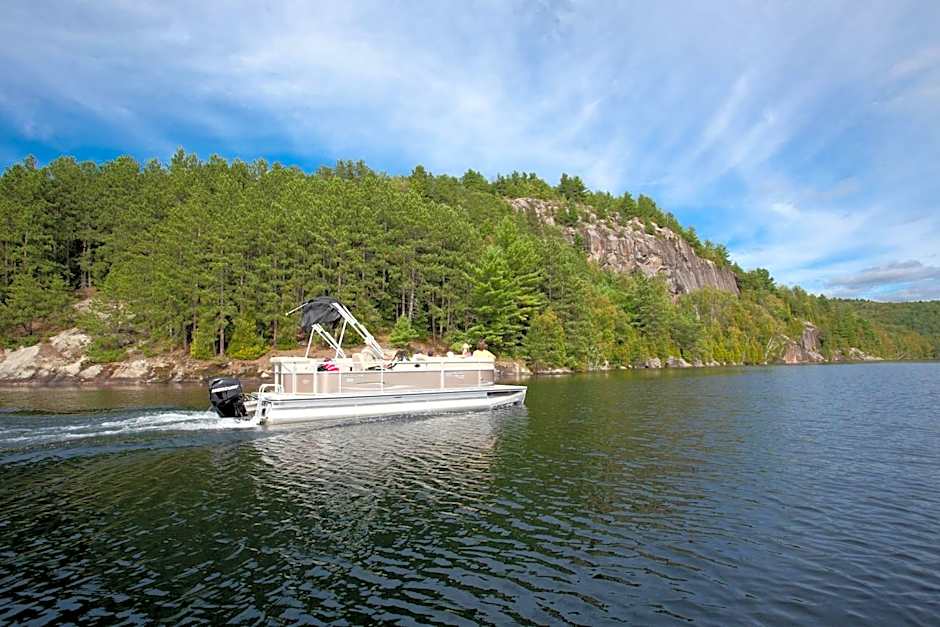Auberge du Lac-à-l'Eau-Claire