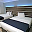 Travelodge by Wyndham Fullerton Near Anaheim