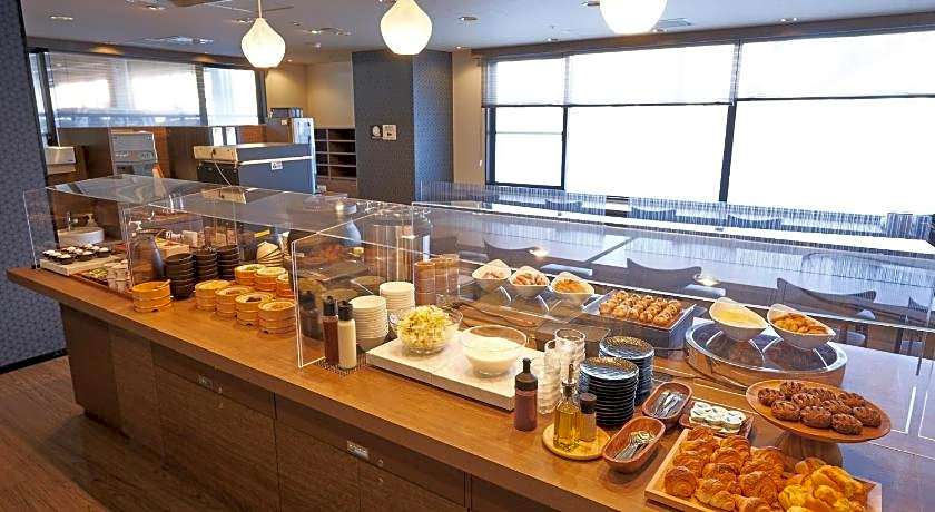 VIA INN SHIN-OSAKA - JR WEST GROUP