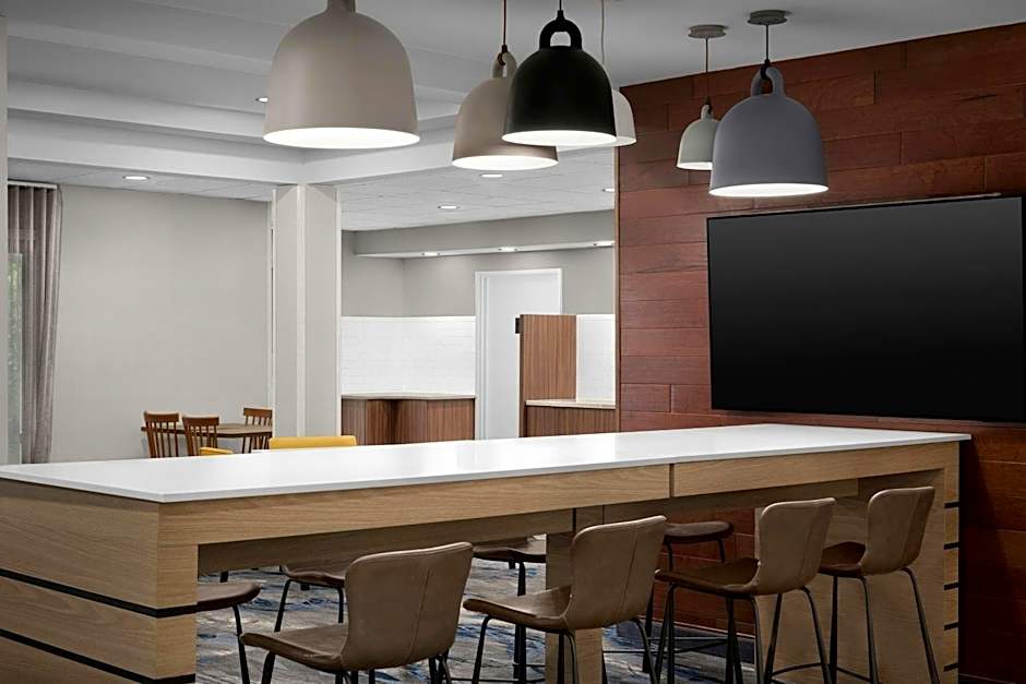 Fairfield Inn & Suites by Marriott Emporia I-95