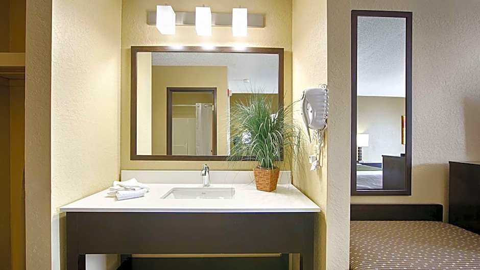 Best Western Norwalk