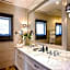 PETALS TOKYO - Floating Hotel