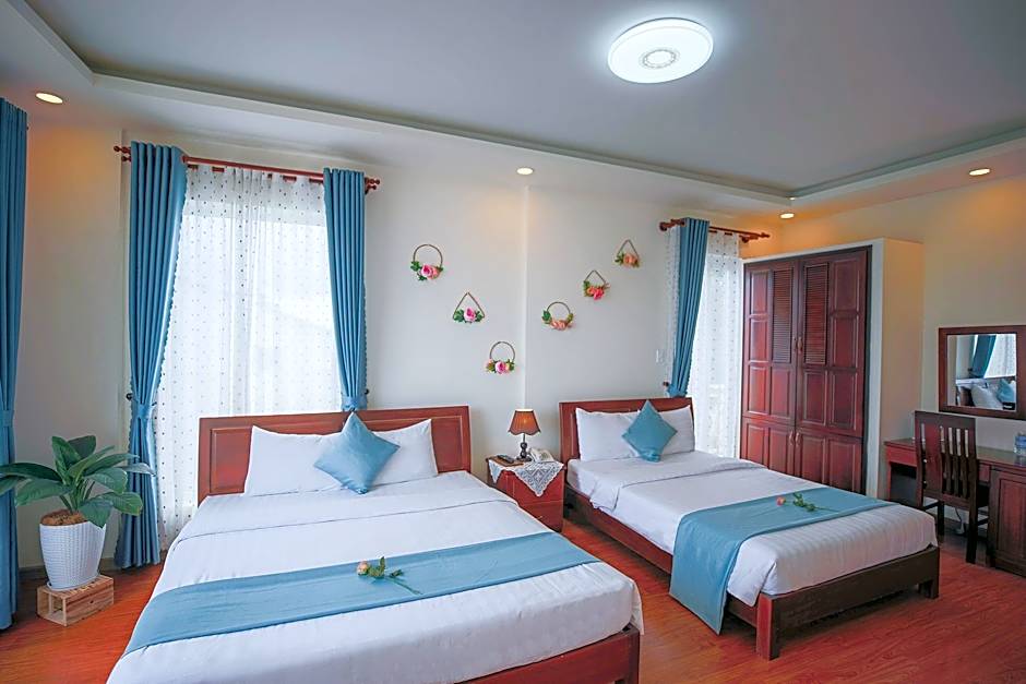 Rose Valley Hotel