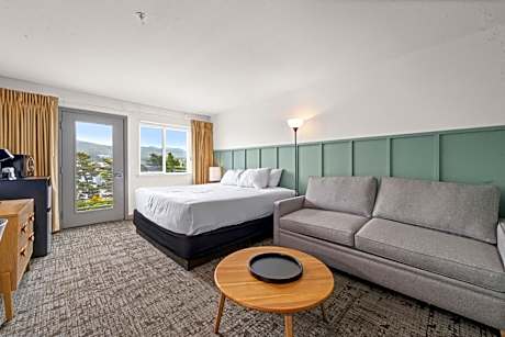 King Room with River View