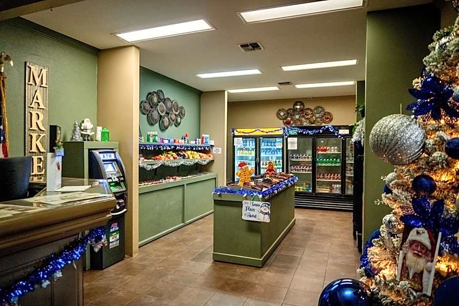 Family Garden Inn & Suites