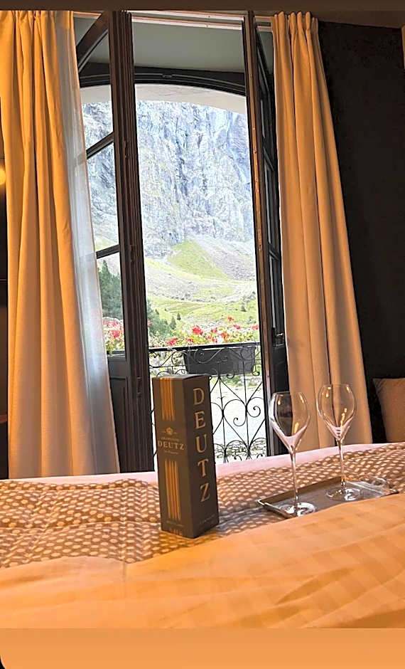 Hôtel du cirque et de la cascade