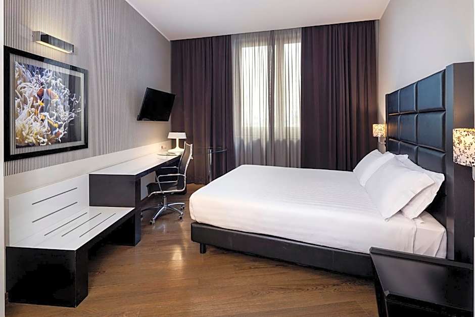 Holiday Inn Genoa City By IHG