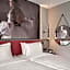 Radisson RED Berlin Kudamm 