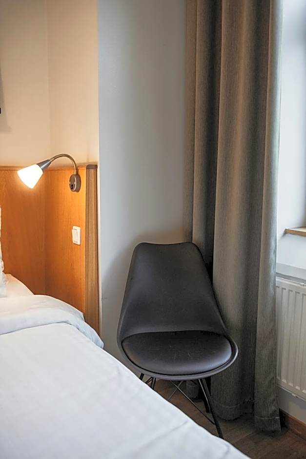 Photo 1 of 4 of Compact Double Room