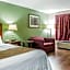 Quality Inn & Suites near Robins Air Force Base