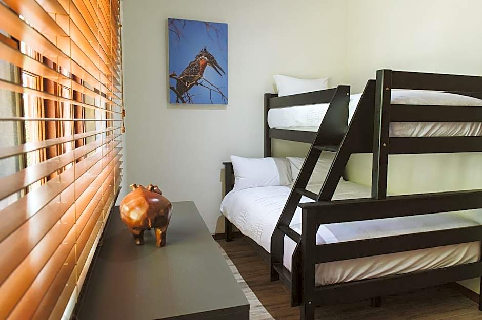 Monzi Safari Lodge