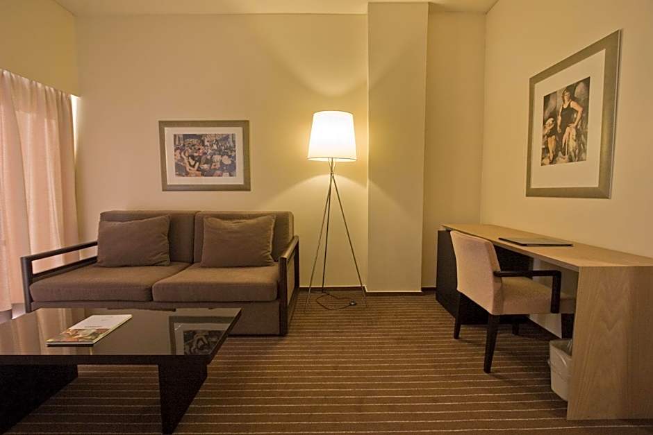 Hotel Girassol - Suite Hotel