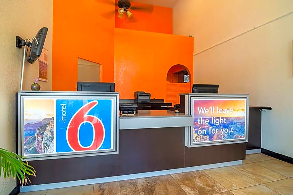 Motel 6 Chandler, AZ