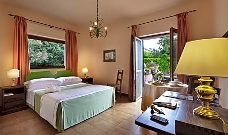 Superior Double or Twin Room with Sea View