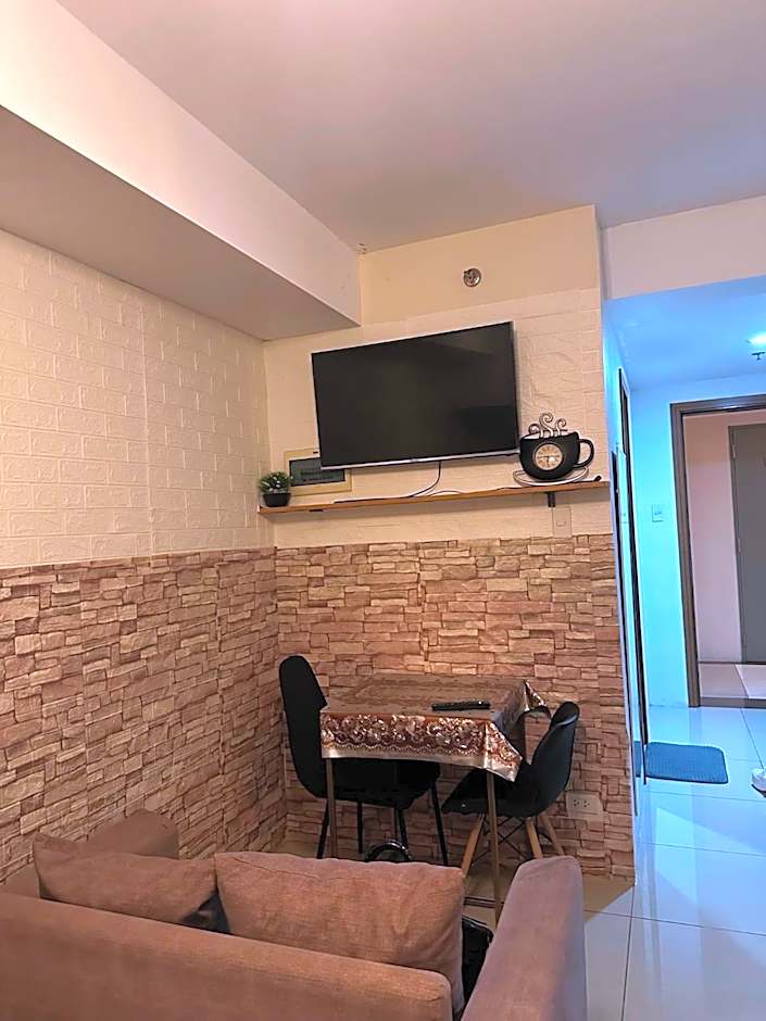 Jojie's Crib Horizons101 Studio II