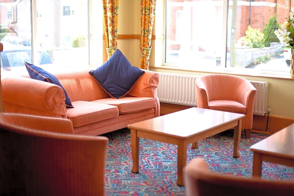 The Riviera Hotel & Holiday Apartments