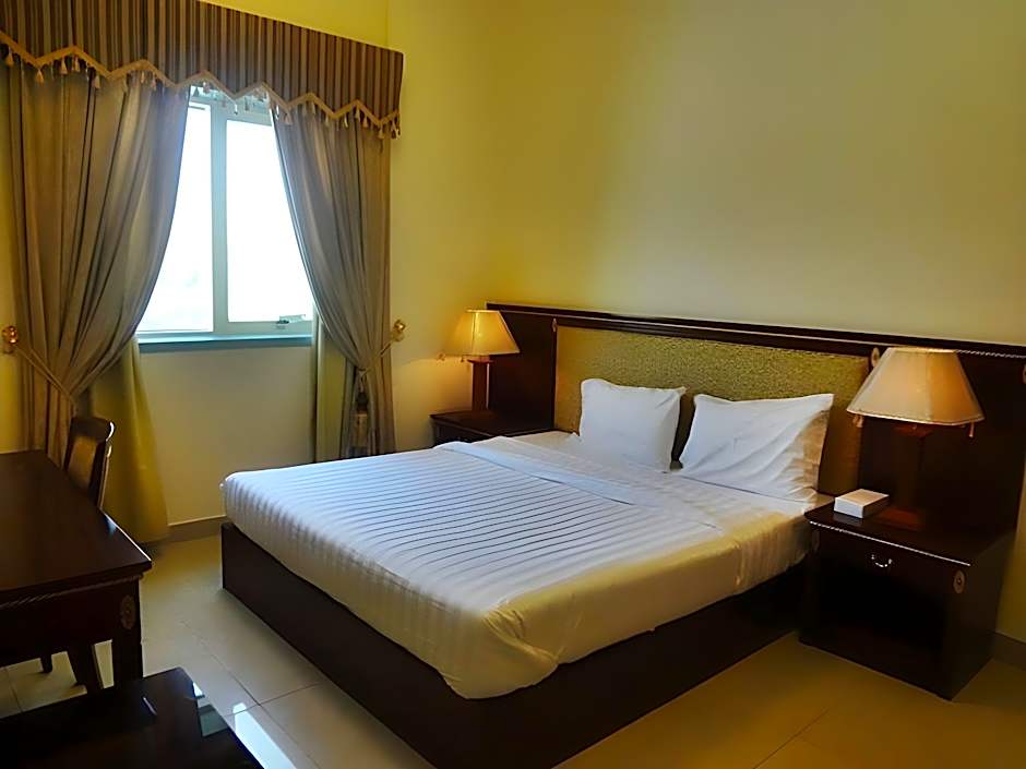 Dream Palace Hotel