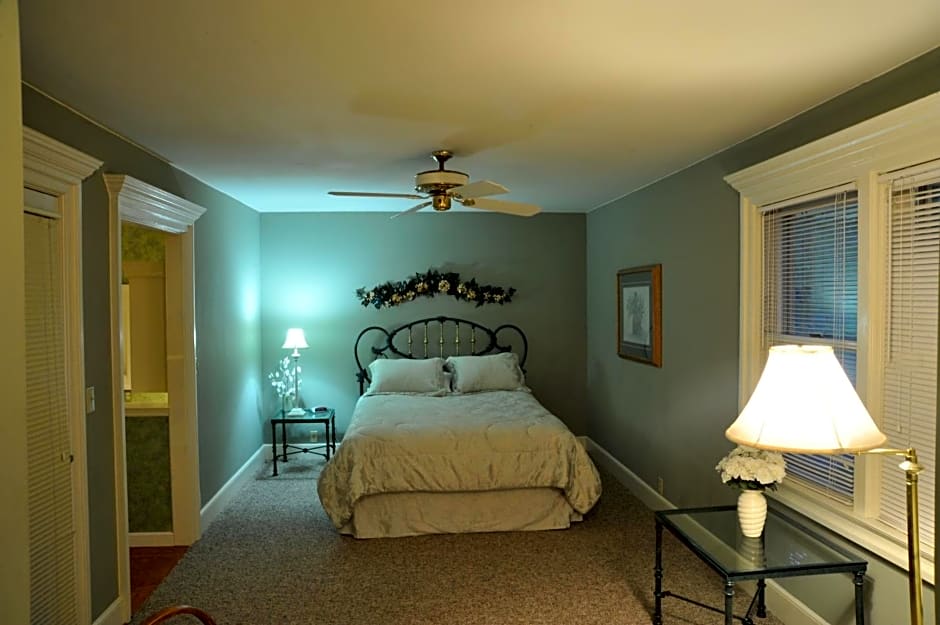McCloud Hotel