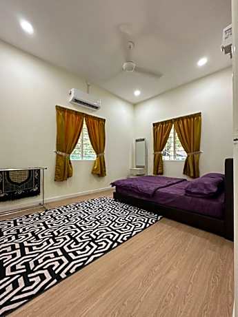 ACU HOMESTAY @ BERANANG