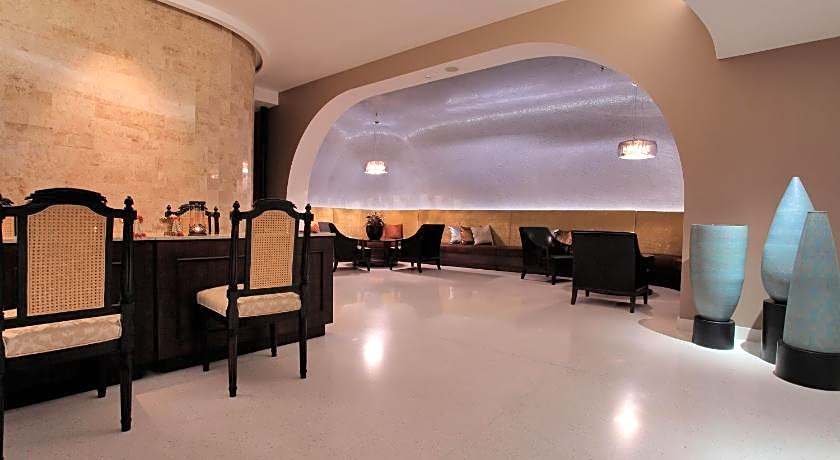 LiT BANGKOK Residence