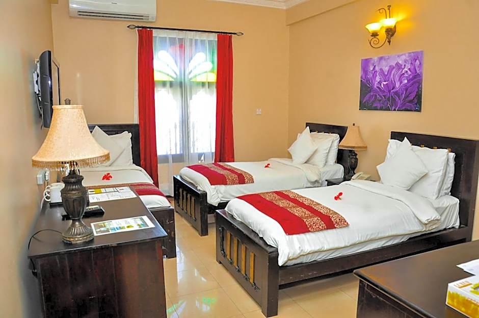 Golden Tulip Stone Town Boutique