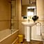 Chic & Basic Lemon Boutique Hotel