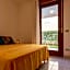 Welcoming flat just a short walk from the sea