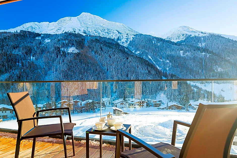 Mountain Spa Residences