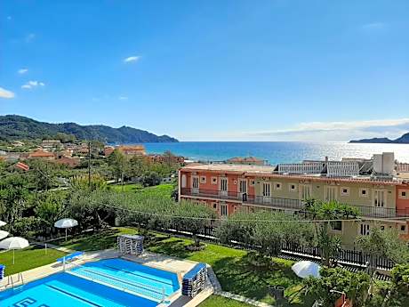 Splish Splash Apartments