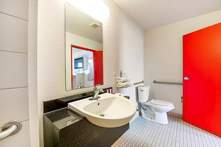 Regency Inn Tulsa