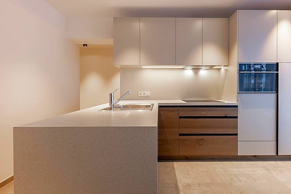 Max Mountain Apartments