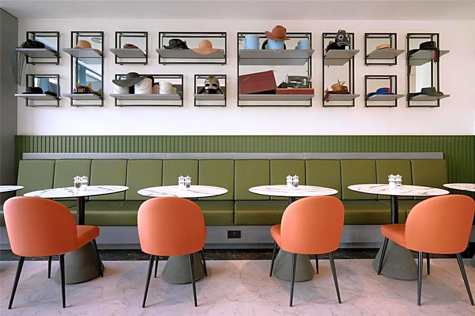 Spark by Hilton Luton