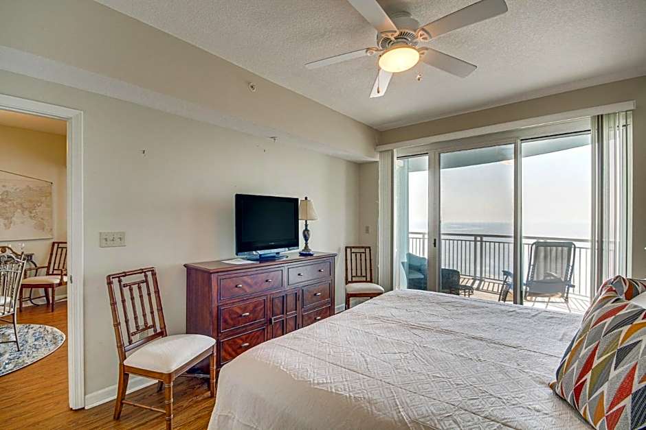 Charming Condo on the Beach/Legacy T2-1102