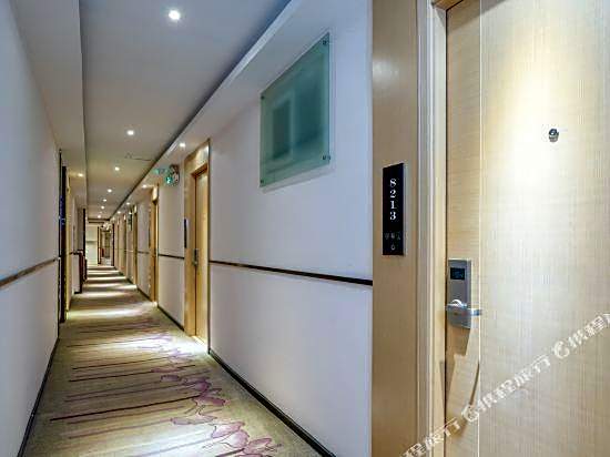 NuanJiaoLuo Hotel