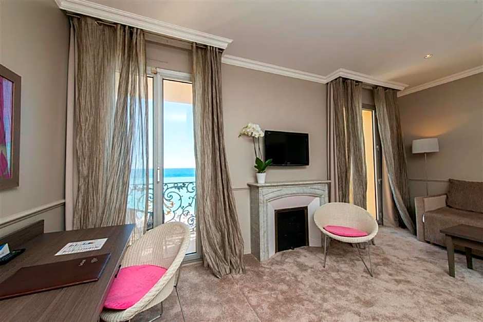 Hôtel Le Royal Promenade des Anglais