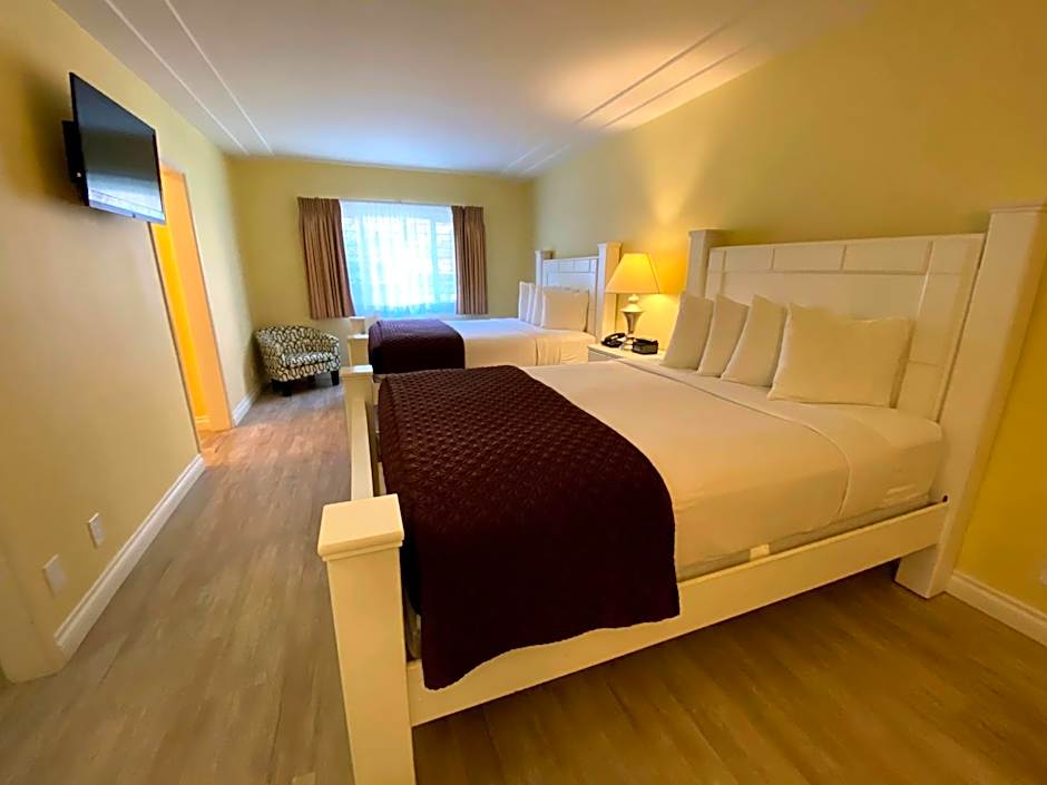 Hollywood Celebrity Hotel