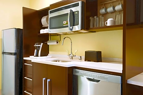 2Queen Hearing Accessible Studio Suite Nosmok