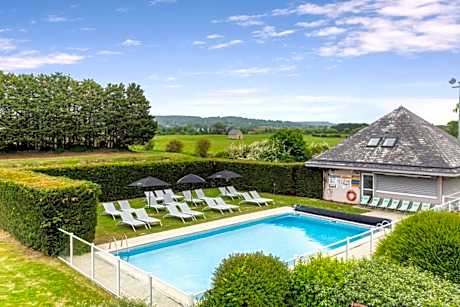 Kyriad Deauville - St Arnoult