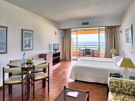 Studio with Sea View