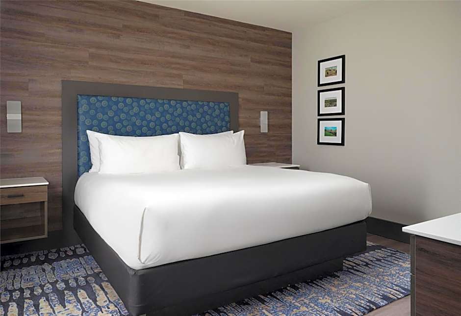 The Oread Lawrence, Tapestry Collection by Hilton